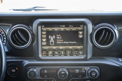 2022 Jeep Wrangler Unlimited Sahara Altitude 4x4