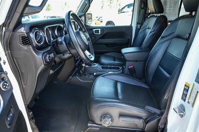 2022 Jeep Wrangler Unlimited Sahara Altitude 4x4