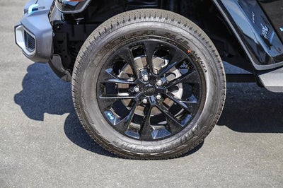 2023 Jeep Wrangler 4xe Sahara 4x4