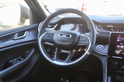 2026 Jeep Grand Cherokee GRAND CHEROKEE LAREDO 4X2