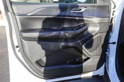 2026 Jeep Grand Cherokee GRAND CHEROKEE LAREDO 4X2