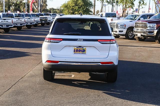 2026 Jeep Grand Cherokee GRAND CHEROKEE LAREDO 4X2