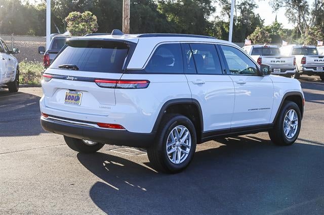 2026 Jeep Grand Cherokee GRAND CHEROKEE LAREDO 4X2