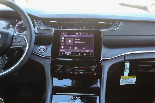 2026 Jeep Grand Cherokee GRAND CHEROKEE LAREDO 4X2