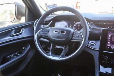2026 Jeep Grand Cherokee GRAND CHEROKEE LAREDO 4X2