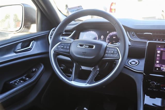 2026 Jeep Grand Cherokee GRAND CHEROKEE LAREDO 4X2
