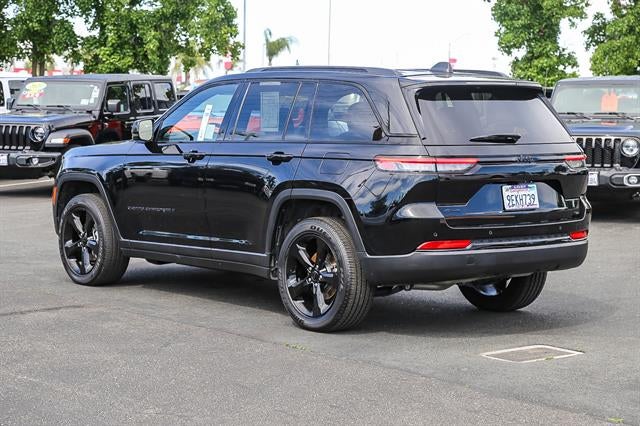 2023 Jeep Grand Cherokee Altitude 4x4