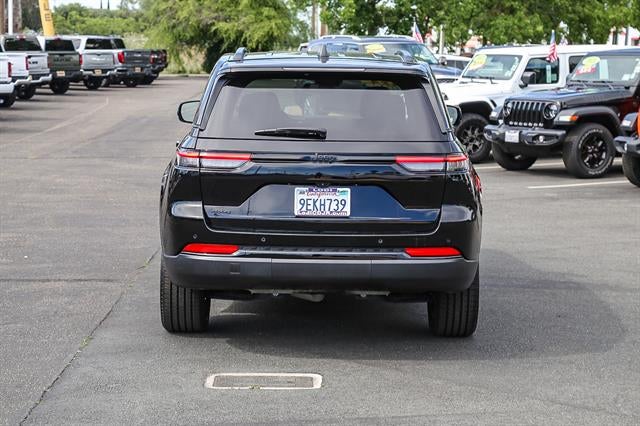 2023 Jeep Grand Cherokee Altitude 4x4