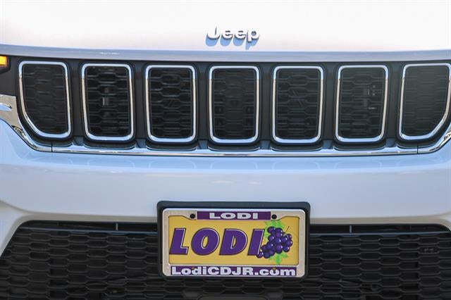 2025 Jeep Grand Cherokee GRAND CHEROKEE LAREDO 4X4
