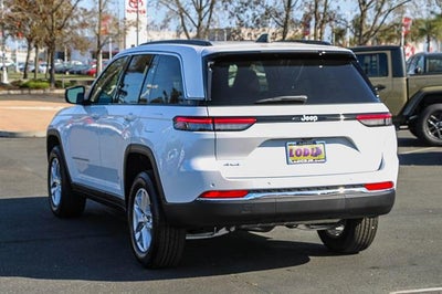 2026 Jeep Grand Cherokee GRAND CHEROKEE LAREDO X 4X4