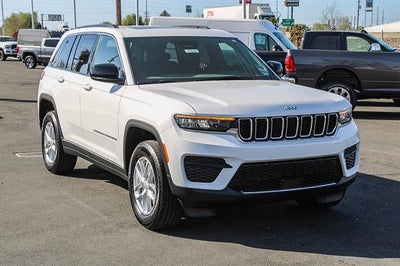 2026 Jeep Grand Cherokee GRAND CHEROKEE LAREDO X 4X4