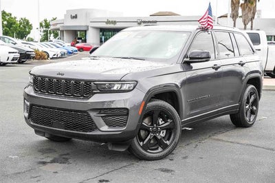 2023 Jeep Grand Cherokee Altitude 4x4