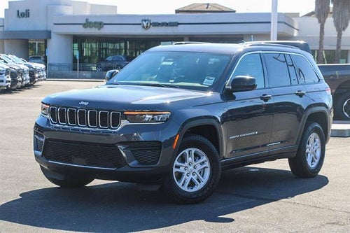 2025 Jeep Grand Cherokee GRAND CHEROKEE LAREDO 4X4