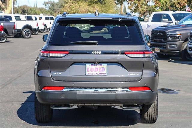 2025 Jeep Grand Cherokee GRAND CHEROKEE LAREDO 4X4