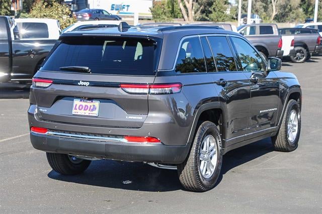 2025 Jeep Grand Cherokee GRAND CHEROKEE LAREDO 4X4