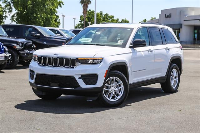 2026 Jeep Grand Cherokee GRAND CHEROKEE LAREDO X 4X4