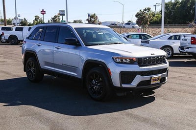 2026 Jeep Grand Cherokee GRAND CHEROKEE LAREDO ALTITUDE 4X4