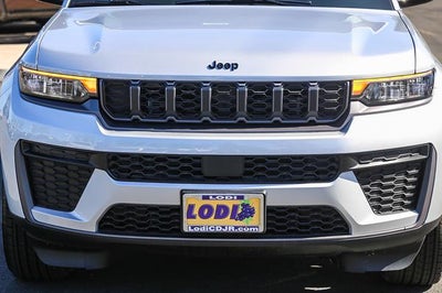 2026 Jeep Grand Cherokee GRAND CHEROKEE LAREDO ALTITUDE 4X4
