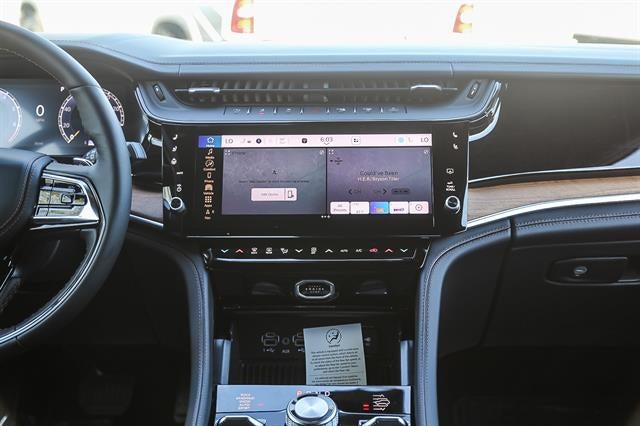 2026 Jeep Grand Cherokee GRAND CHEROKEE SUMMIT 4X4