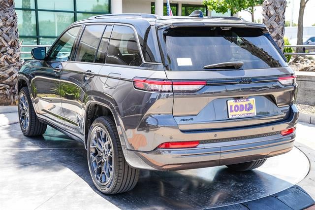 2026 Jeep Grand Cherokee GRAND CHEROKEE SUMMIT 4X4