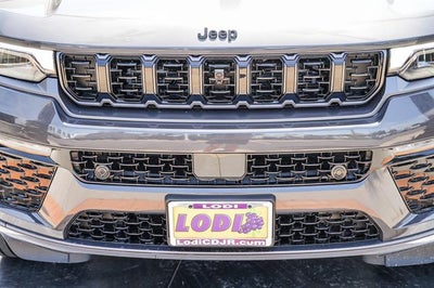 2026 Jeep Grand Cherokee GRAND CHEROKEE SUMMIT 4X4