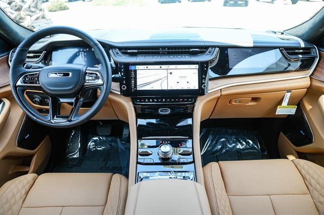 2026 Jeep Grand Cherokee GRAND CHEROKEE SUMMIT 4X4