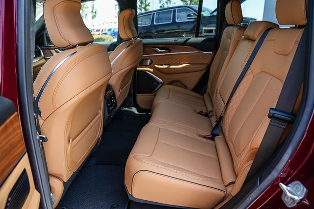 2026 Jeep Grand Cherokee GRAND CHEROKEE SUMMIT 4X4