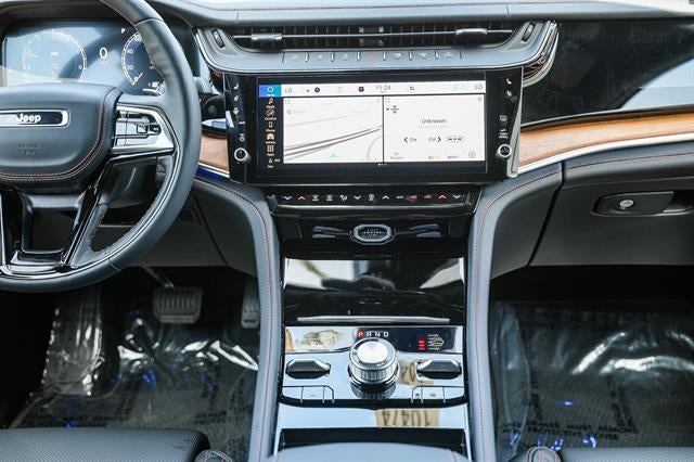 2026 Jeep Grand Cherokee GRAND CHEROKEE SUMMIT 4X4