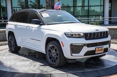2026 Jeep Grand Cherokee GRAND CHEROKEE SUMMIT 4X4