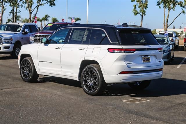 2026 Jeep Grand Cherokee GRAND CHEROKEE SUMMIT 4X4