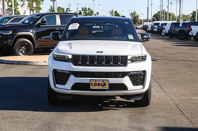 2026 Jeep Grand Cherokee GRAND CHEROKEE SUMMIT 4X4