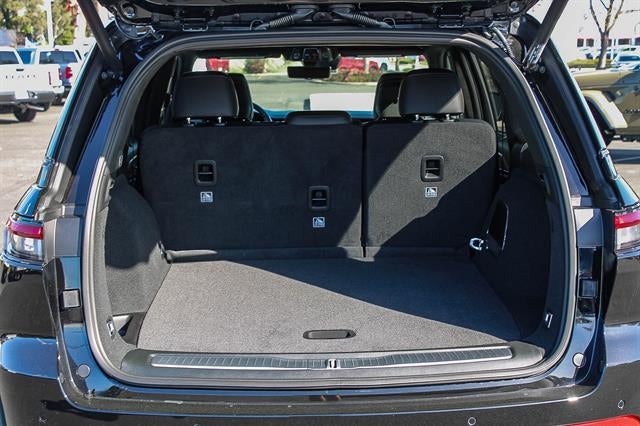 2026 Jeep Grand Cherokee GRAND CHEROKEE SUMMIT 4X4