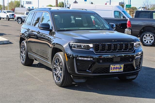 2026 Jeep Grand Cherokee GRAND CHEROKEE SUMMIT 4X4