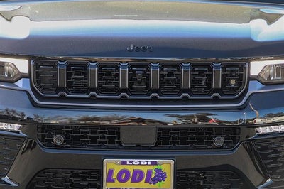 2026 Jeep Grand Cherokee GRAND CHEROKEE SUMMIT 4X4