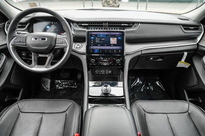 2023 Jeep Grand Cherokee L Limited 4x2