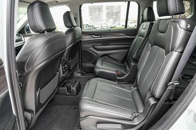 2023 Jeep Grand Cherokee L Limited 4x2