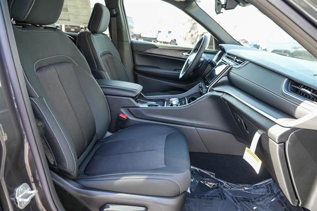 2026 Jeep Grand Cherokee GRAND CHEROKEE L LAREDO X 4X4