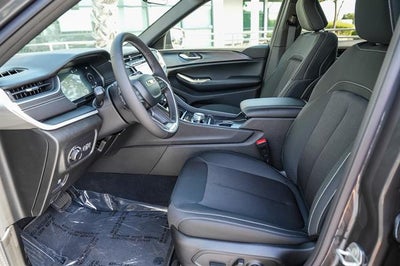 2026 Jeep Grand Cherokee GRAND CHEROKEE L LAREDO X 4X4
