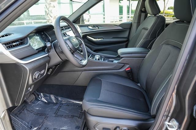2026 Jeep Grand Cherokee GRAND CHEROKEE L LAREDO X 4X4