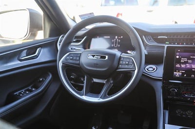 2026 Jeep Grand Cherokee GRAND CHEROKEE L LAREDO 4X4