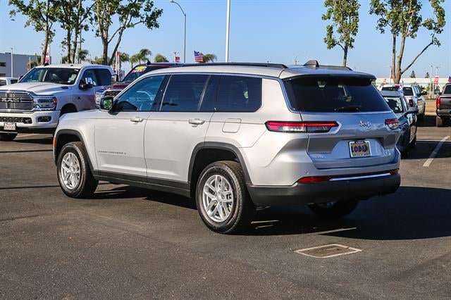 2026 Jeep Grand Cherokee GRAND CHEROKEE L LAREDO 4X4