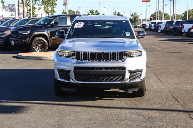 2026 Jeep Grand Cherokee GRAND CHEROKEE L LAREDO 4X4
