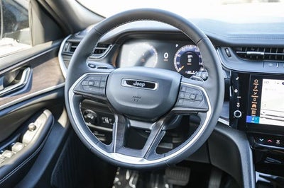 2026 Jeep Grand Cherokee GRAND CHEROKEE L LAREDO ALTITUDE 4X4