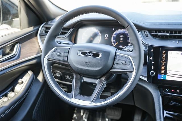 2026 Jeep Grand Cherokee GRAND CHEROKEE L LAREDO ALTITUDE 4X4