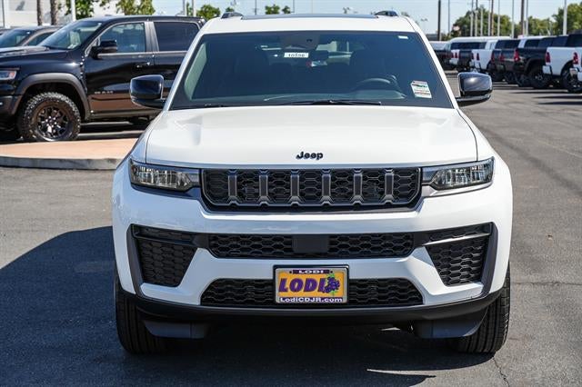 2026 Jeep Grand Cherokee GRAND CHEROKEE L LAREDO ALTITUDE 4X4