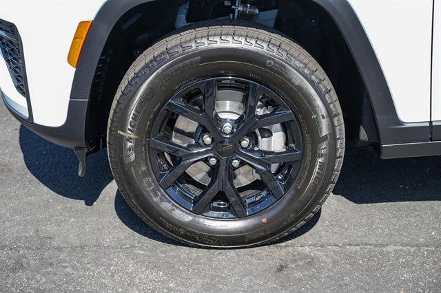 2026 Jeep Grand Cherokee GRAND CHEROKEE L LAREDO ALTITUDE 4X4
