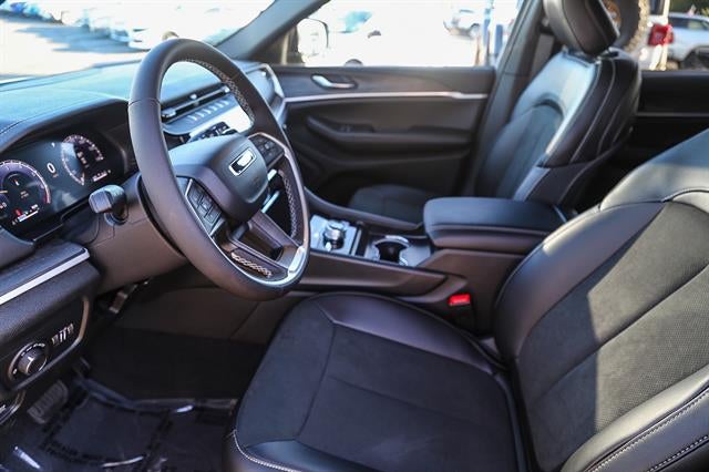 2026 Jeep Grand Cherokee GRAND CHEROKEE L LAREDO ALTITUDE 4X4