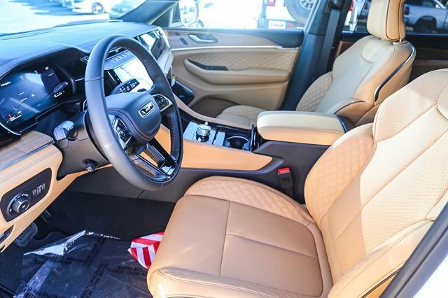 2026 Jeep Grand Cherokee GRAND CHEROKEE L SUMMIT 4X4