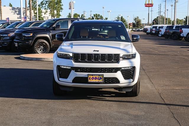 2026 Jeep Grand Cherokee GRAND CHEROKEE L SUMMIT 4X4