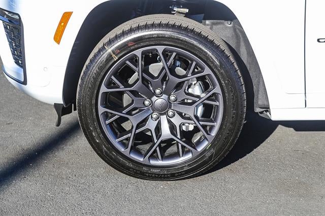2026 Jeep Grand Cherokee GRAND CHEROKEE L SUMMIT 4X4